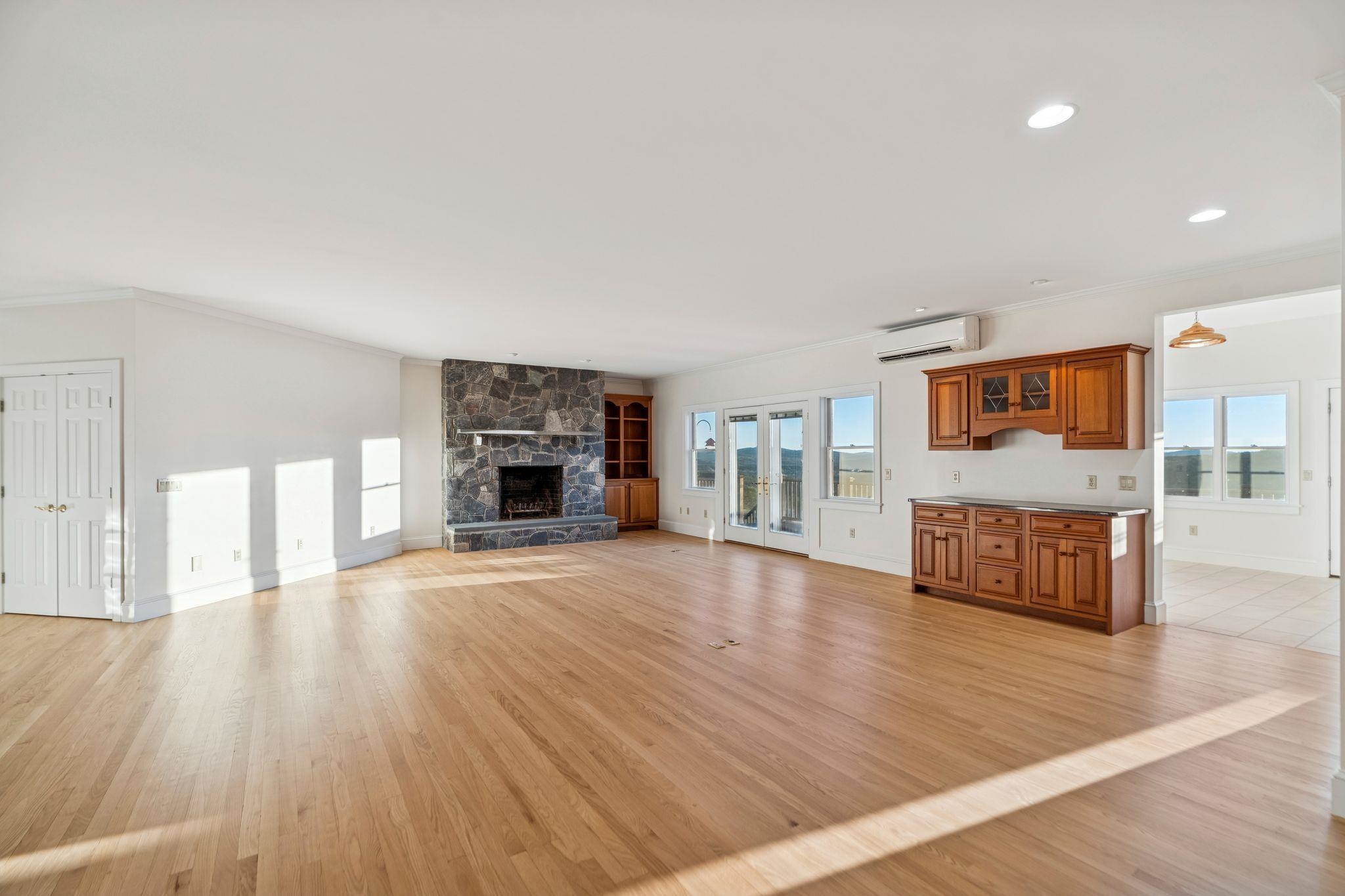 31 Eagle Ridge Drive