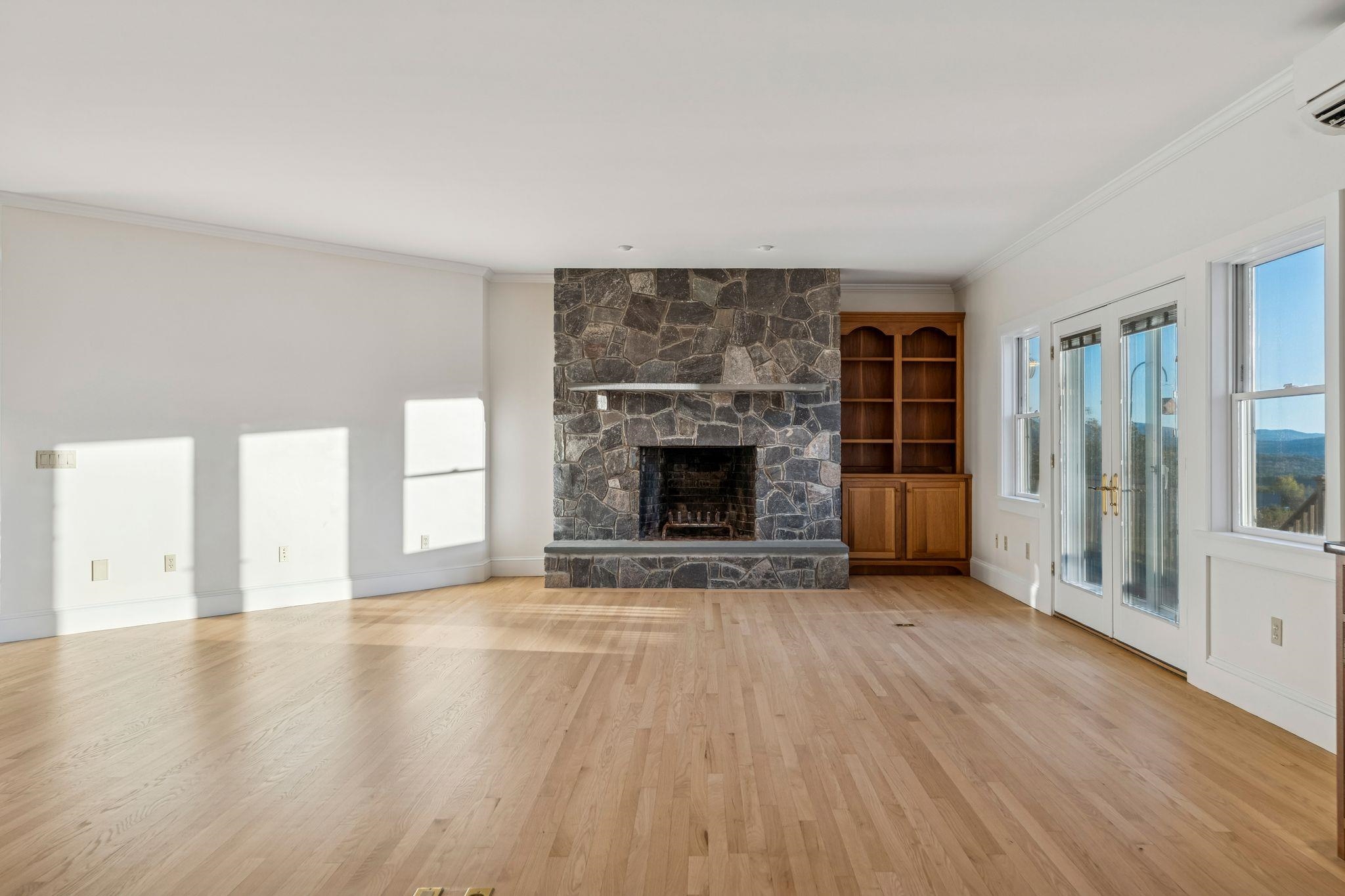 31 Eagle Ridge Drive