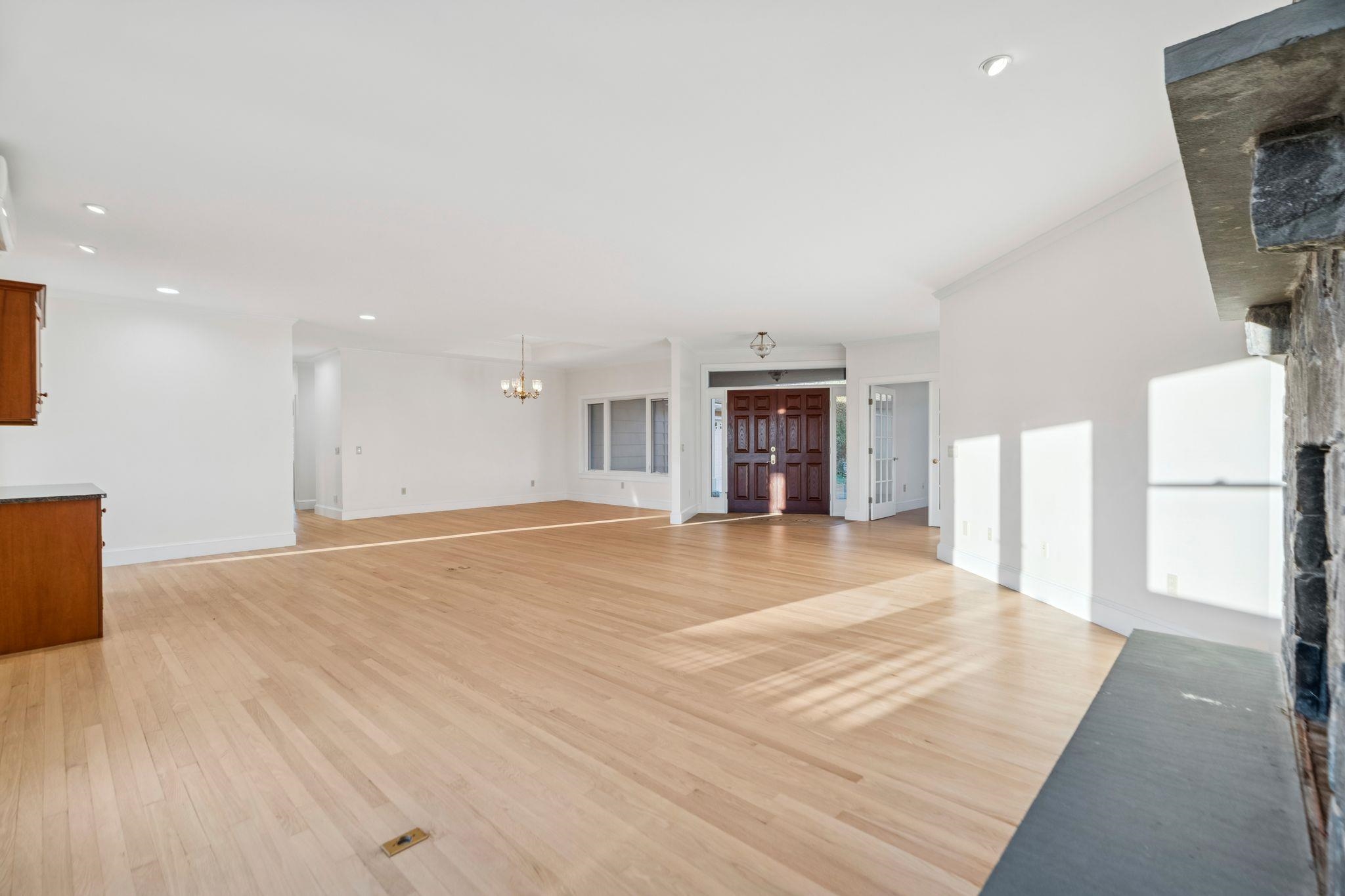 31 Eagle Ridge Drive