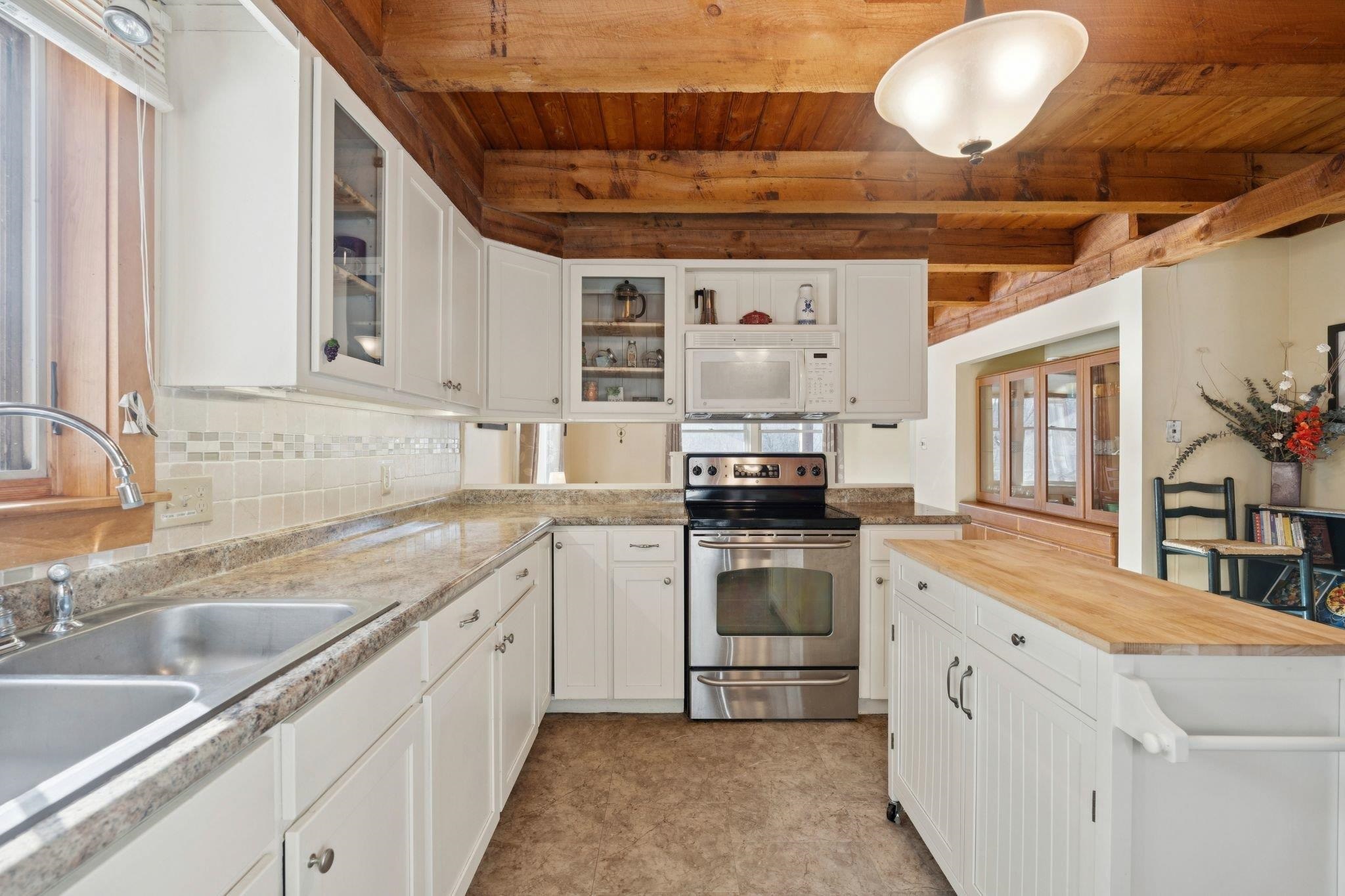 8 Laclair Drive