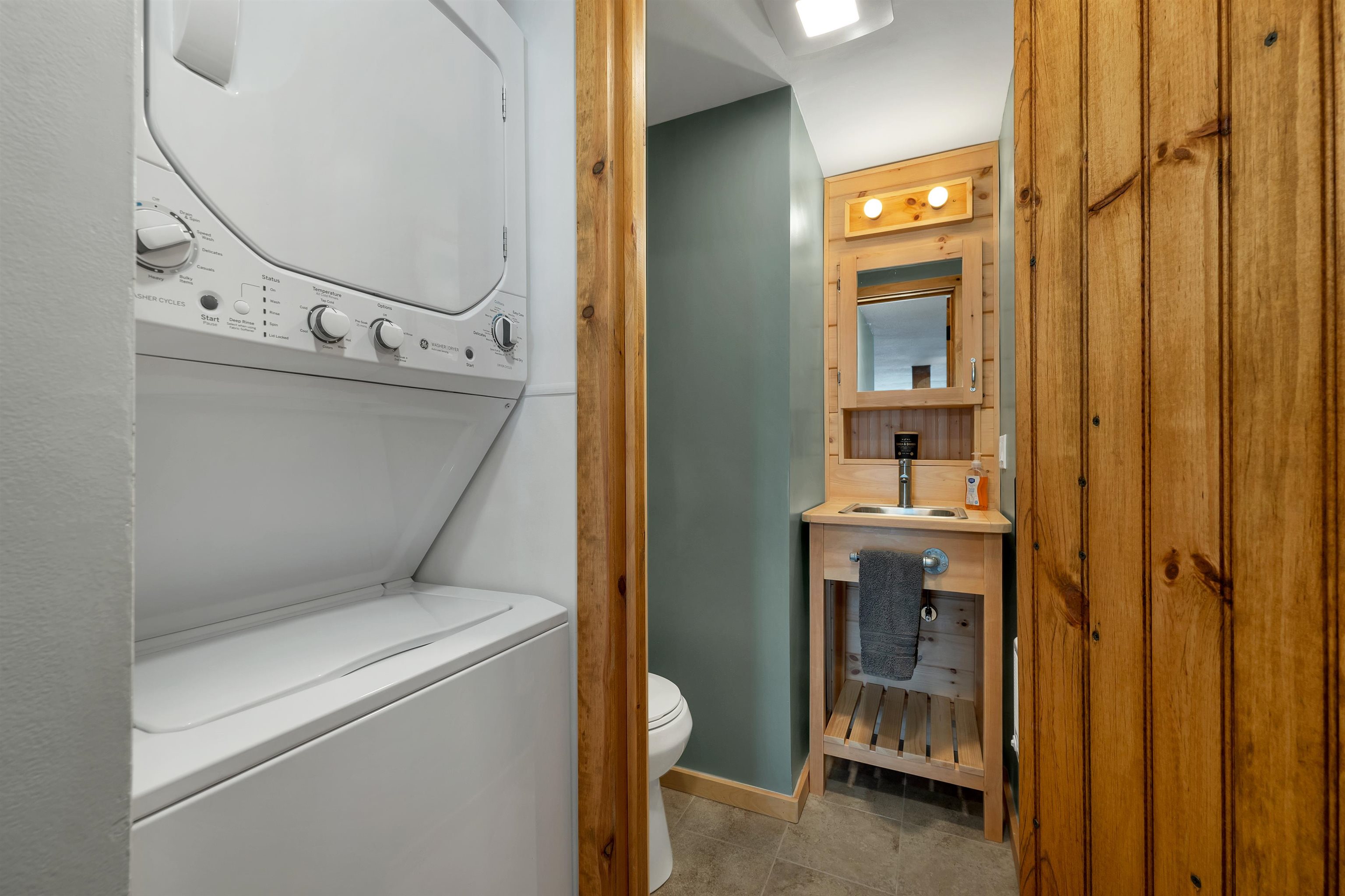 11 Marsten Lane Unit: 33