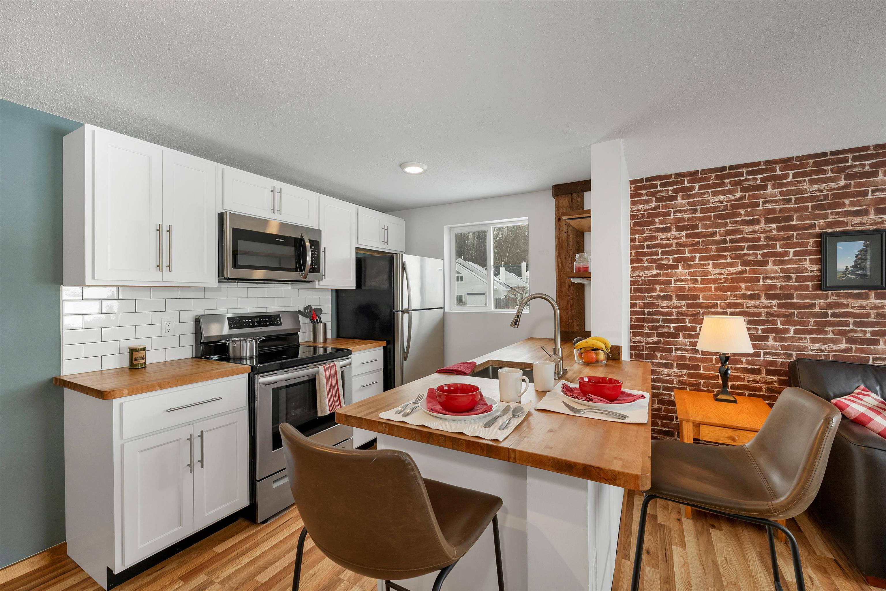 11 Marsten Lane Unit: 33