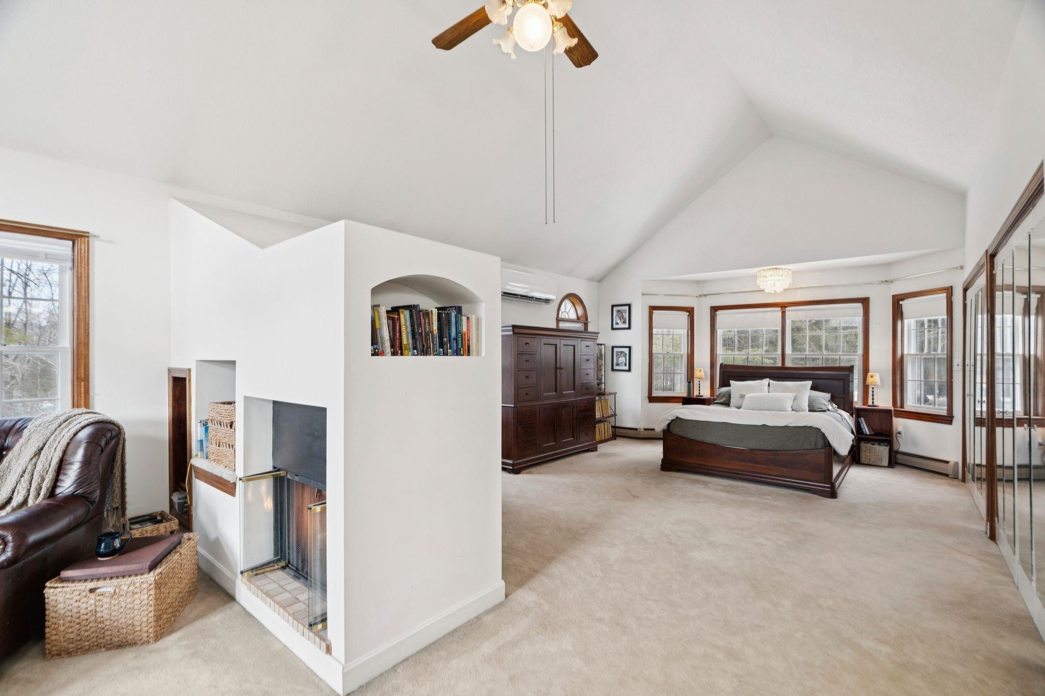 34 Meadowbrook Road