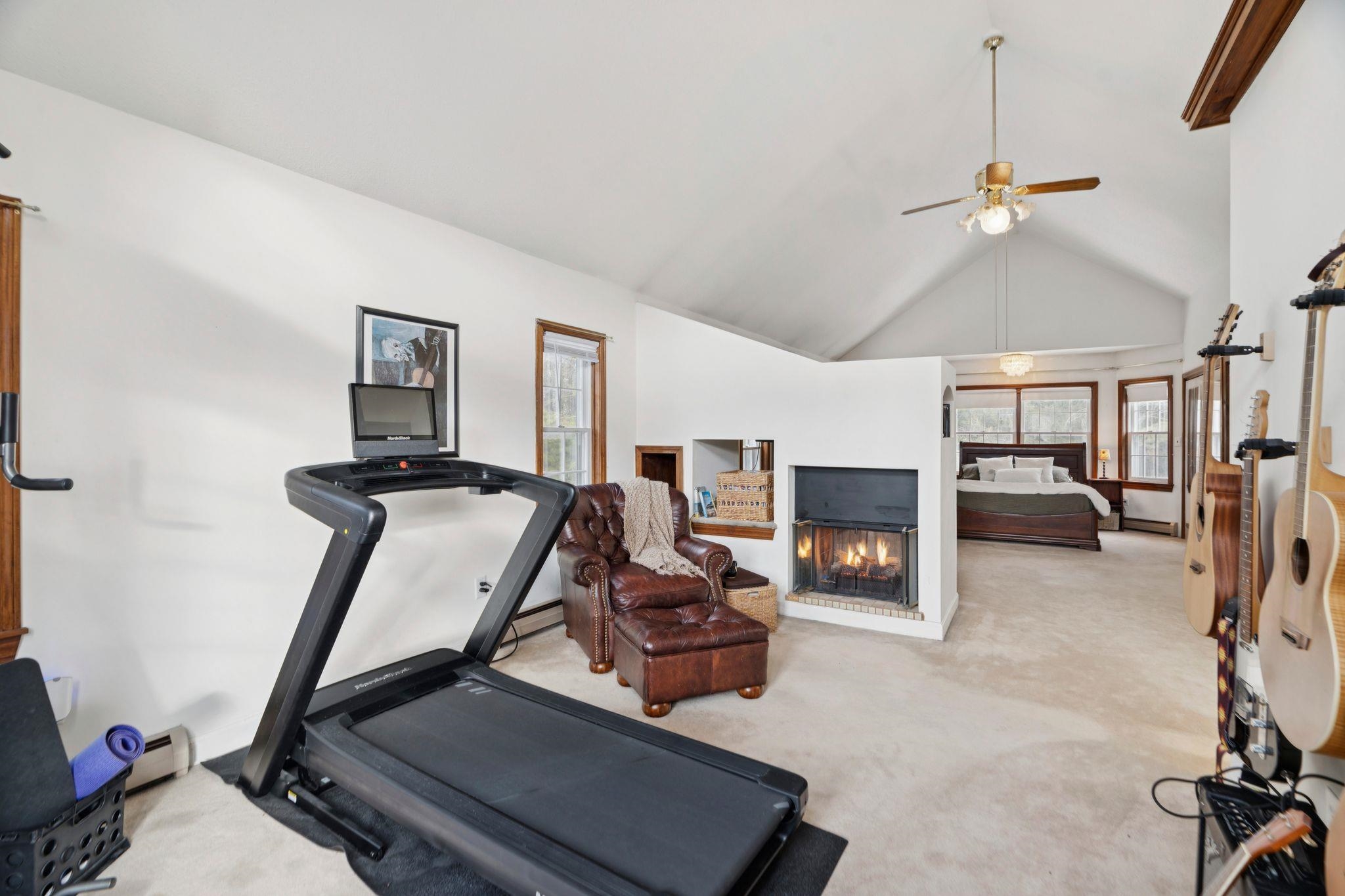 34 Meadowbrook Road