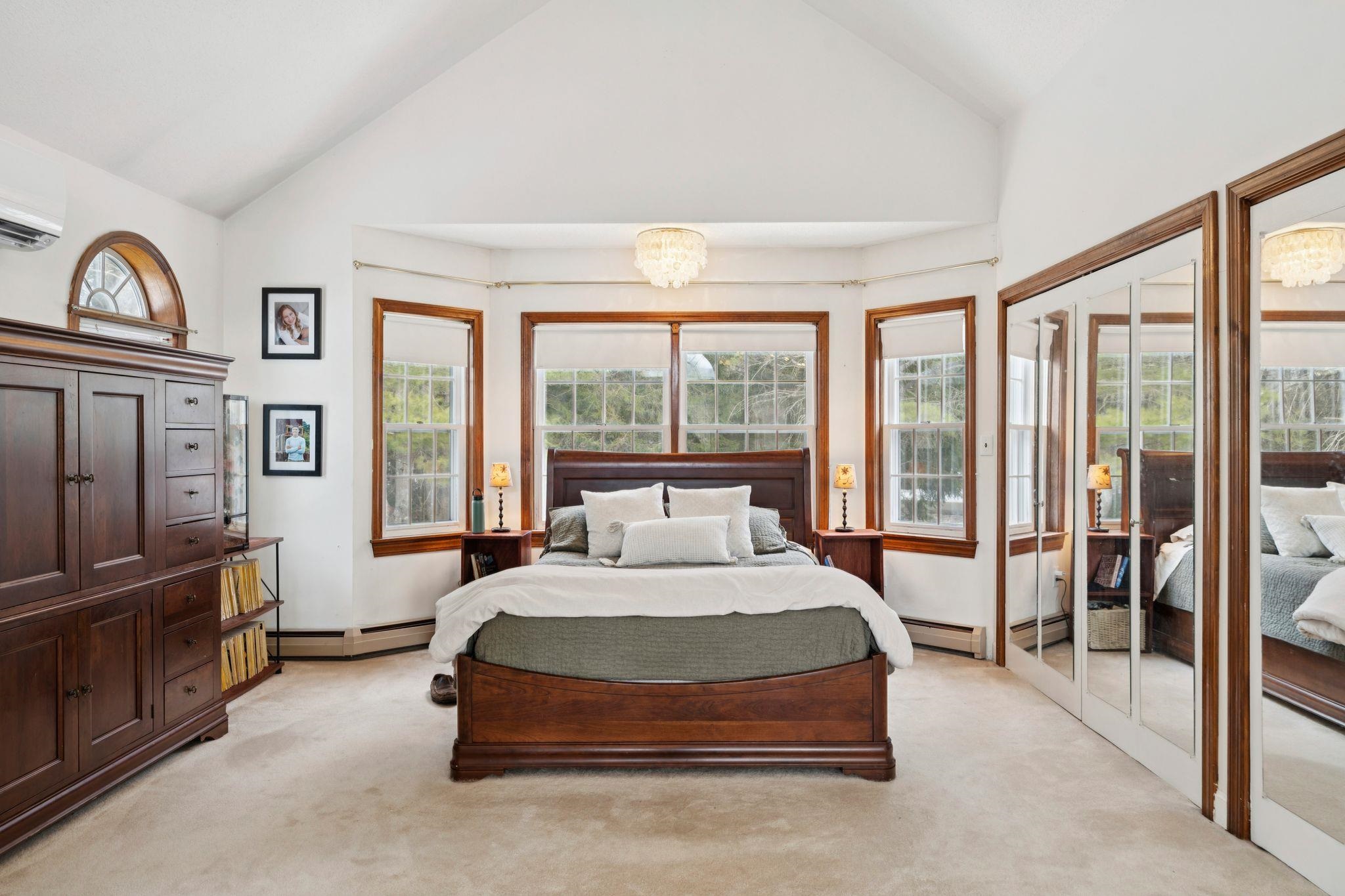 34 Meadowbrook Road