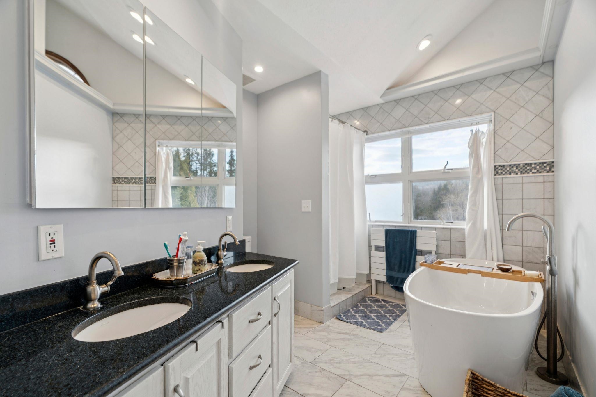 34 Meadowbrook Road