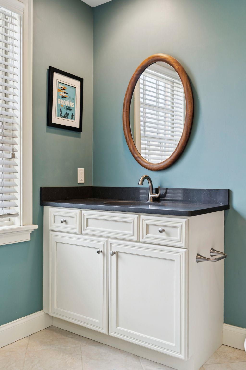 235 Main Street Unit: 2