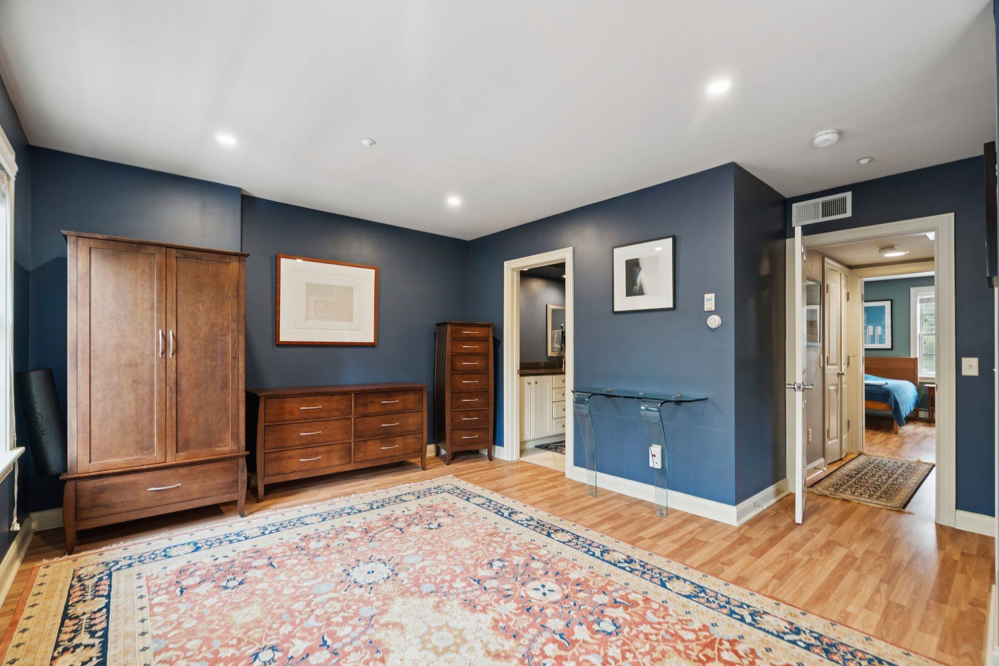 235 Main Street Unit: 2