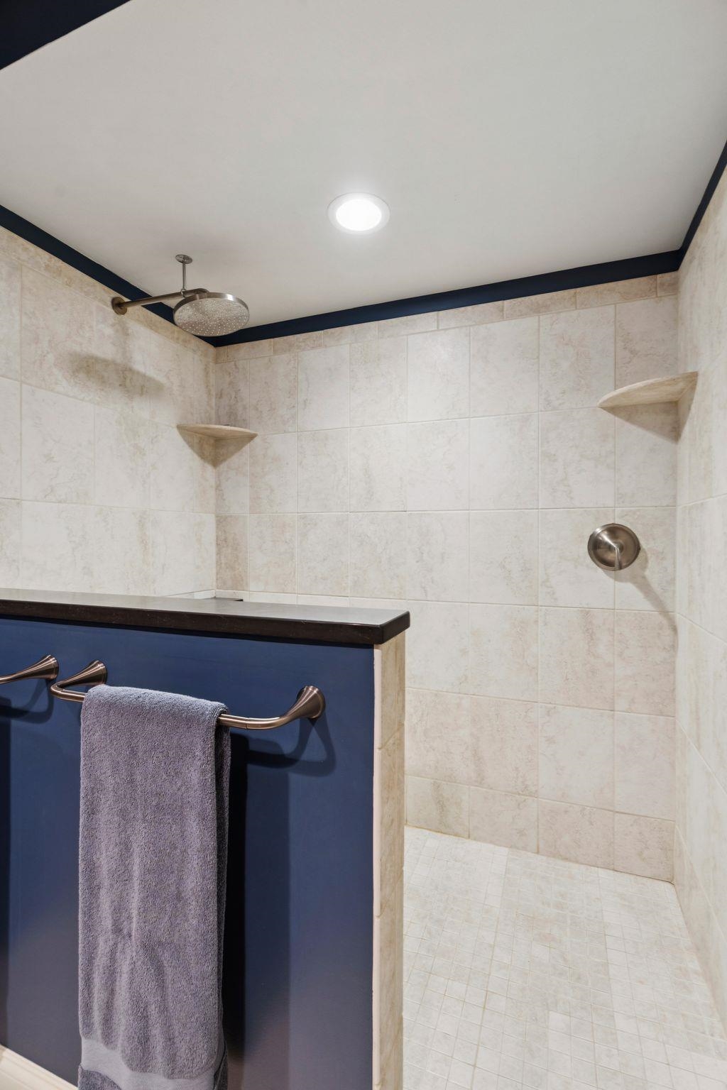 235 Main Street Unit: 2