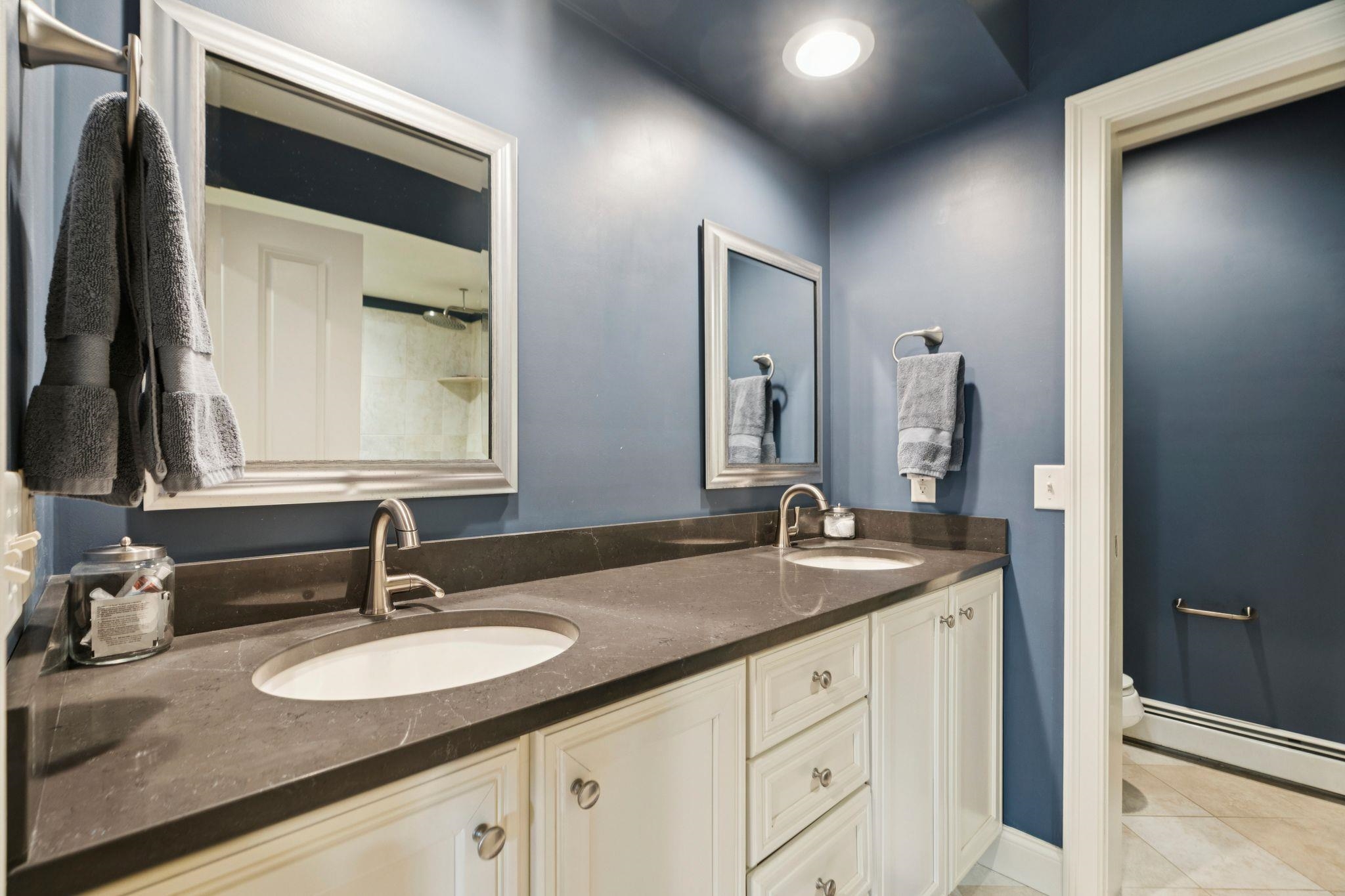 235 Main Street Unit: 2