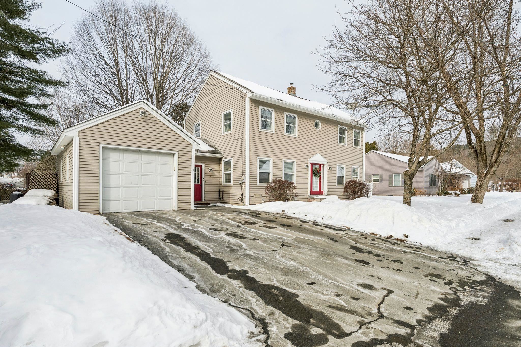 5 Carlton Drive