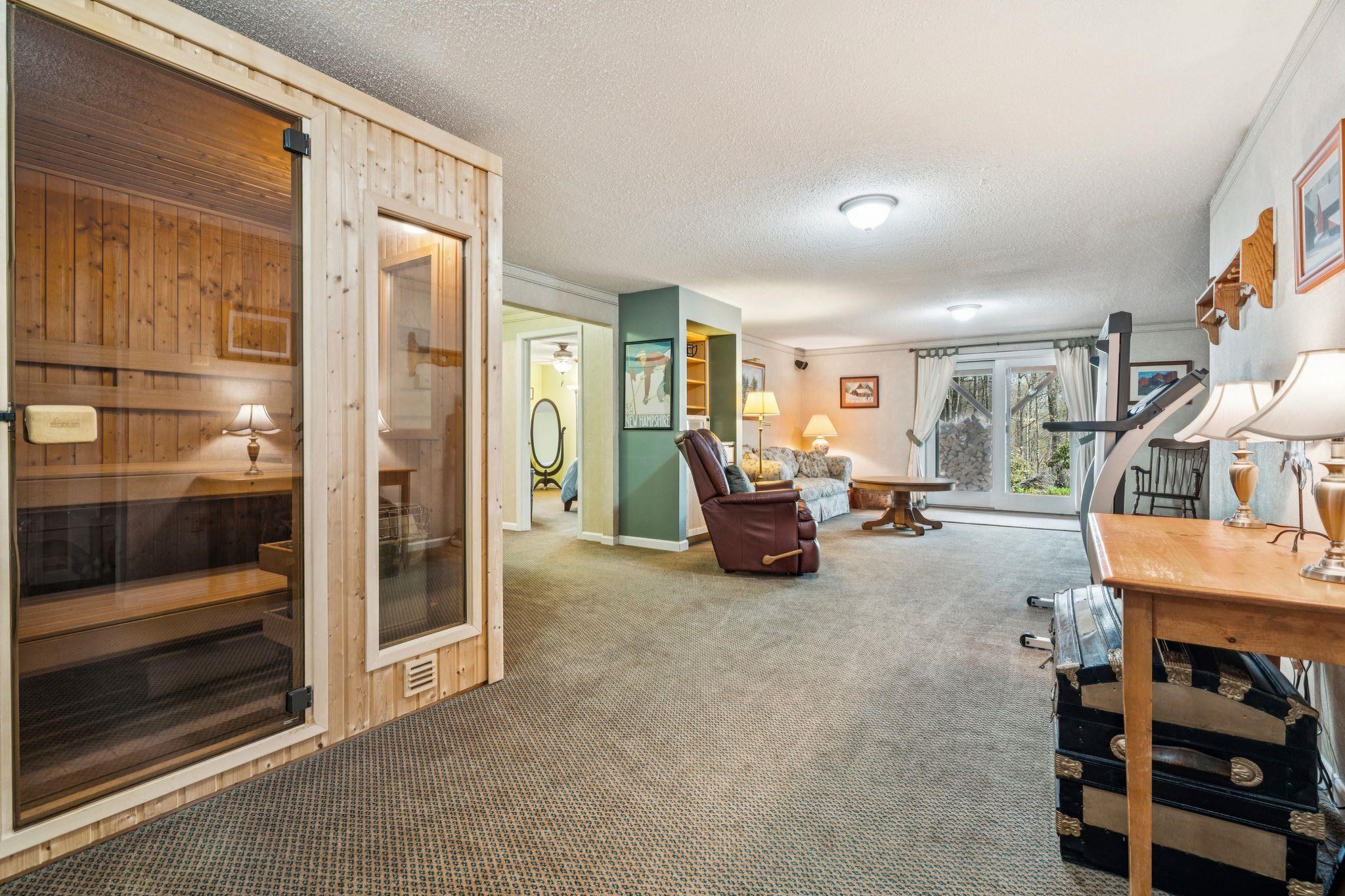 28 Summit Drive