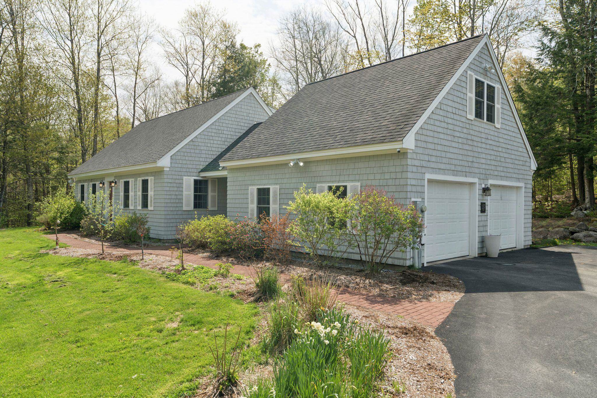 137 Woodland Heights