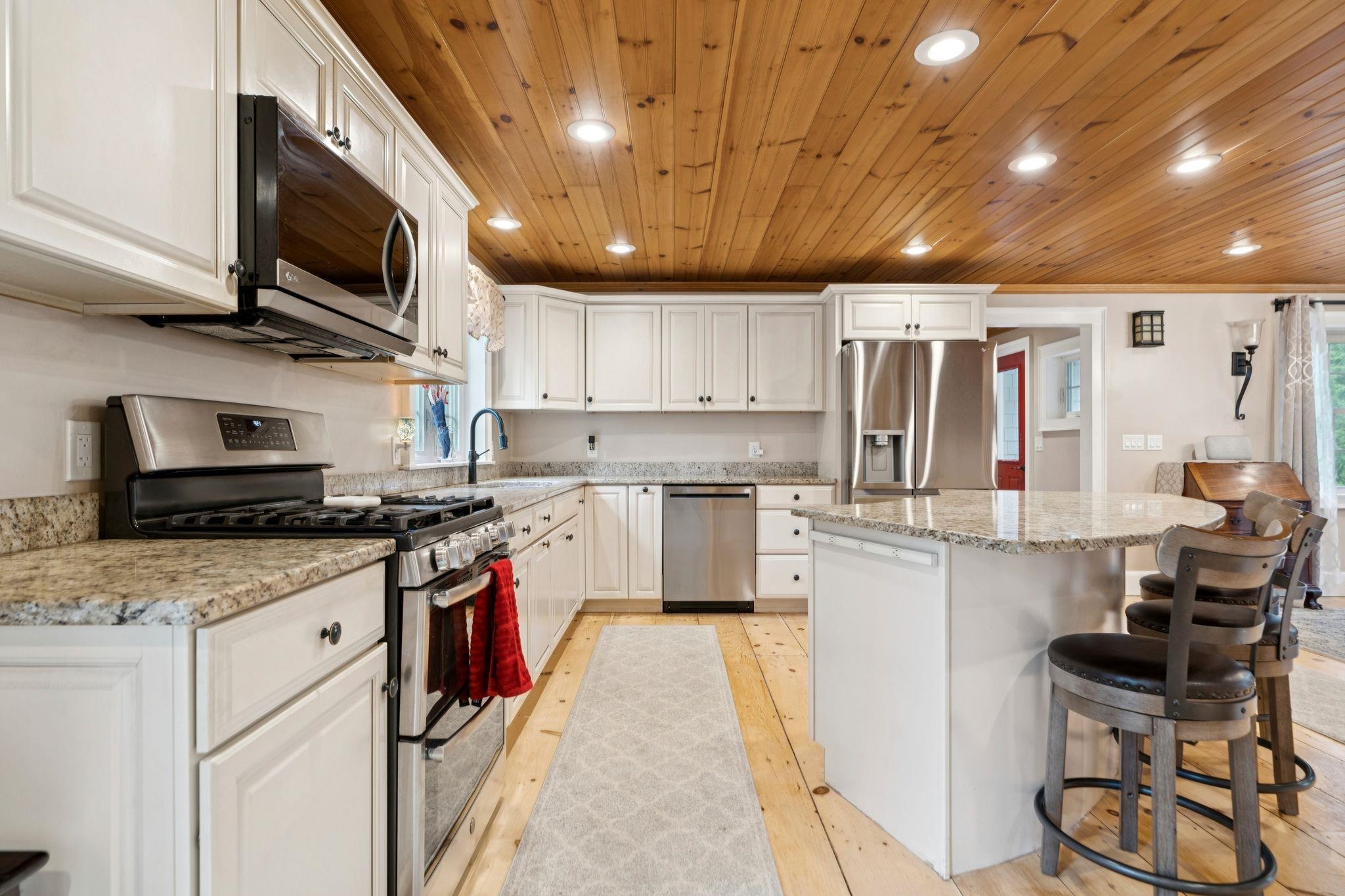 137 Woodland Heights