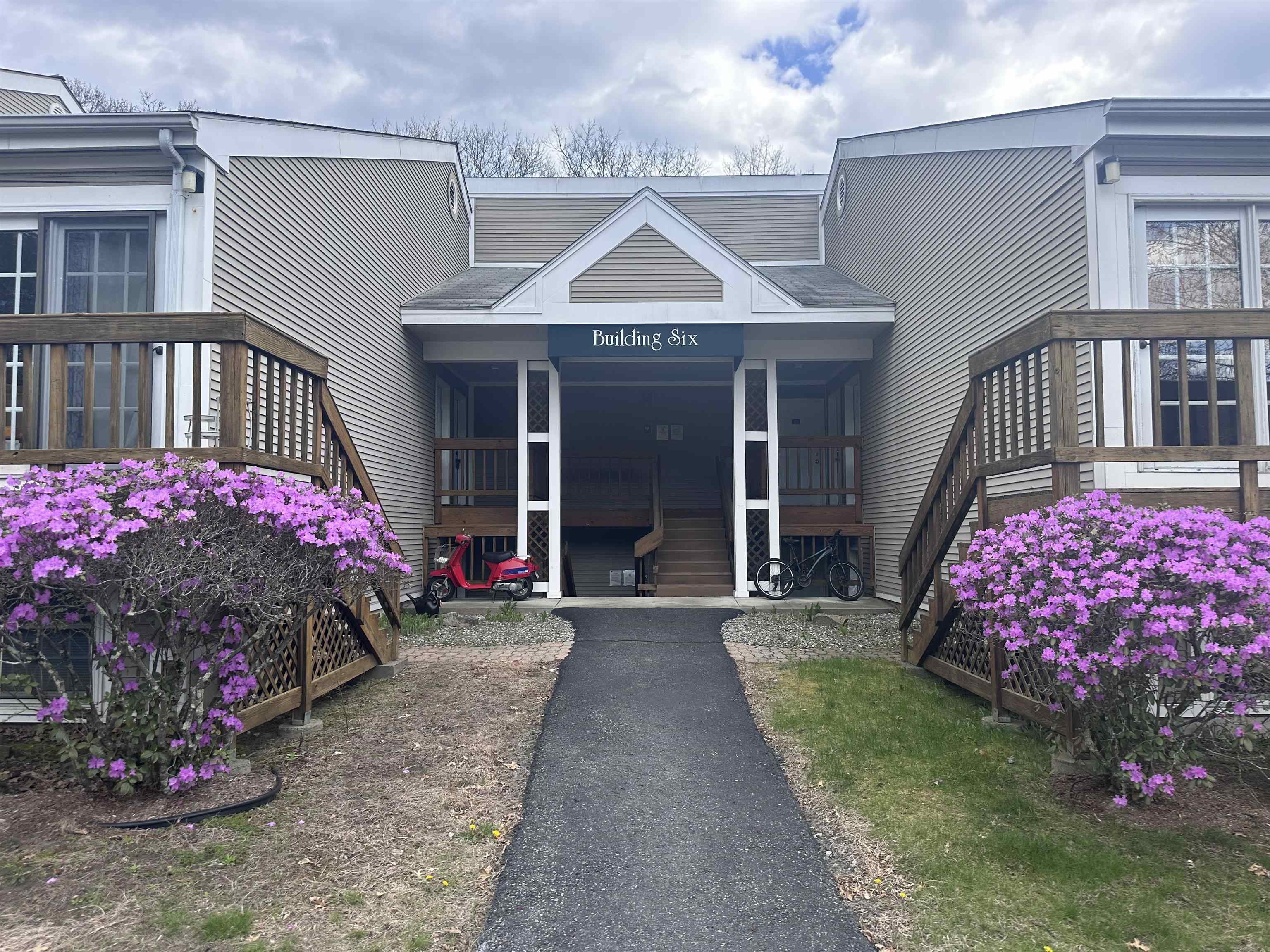 30 Wolf Road Unit: 612