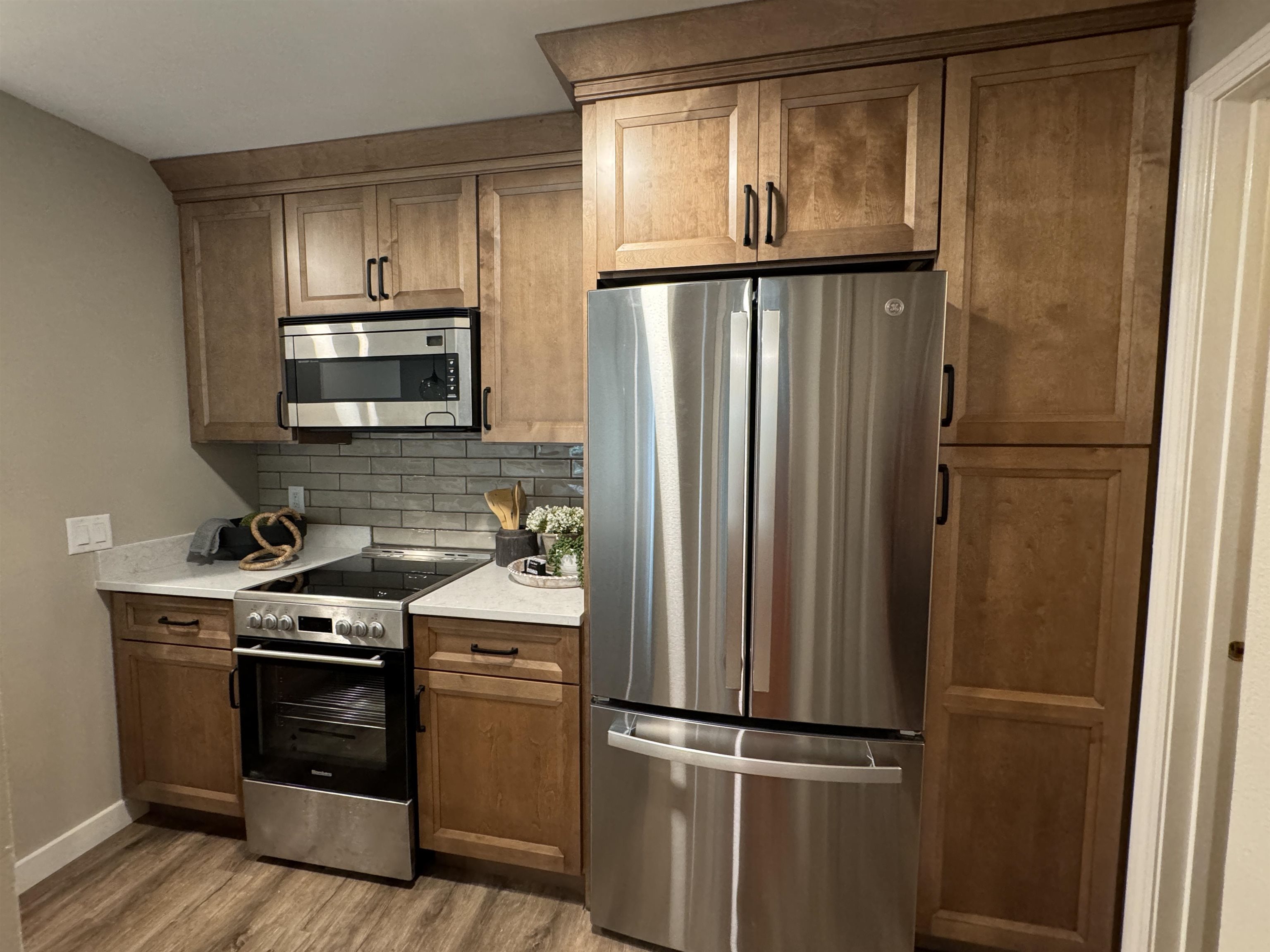 30 Wolf Road Unit: 612