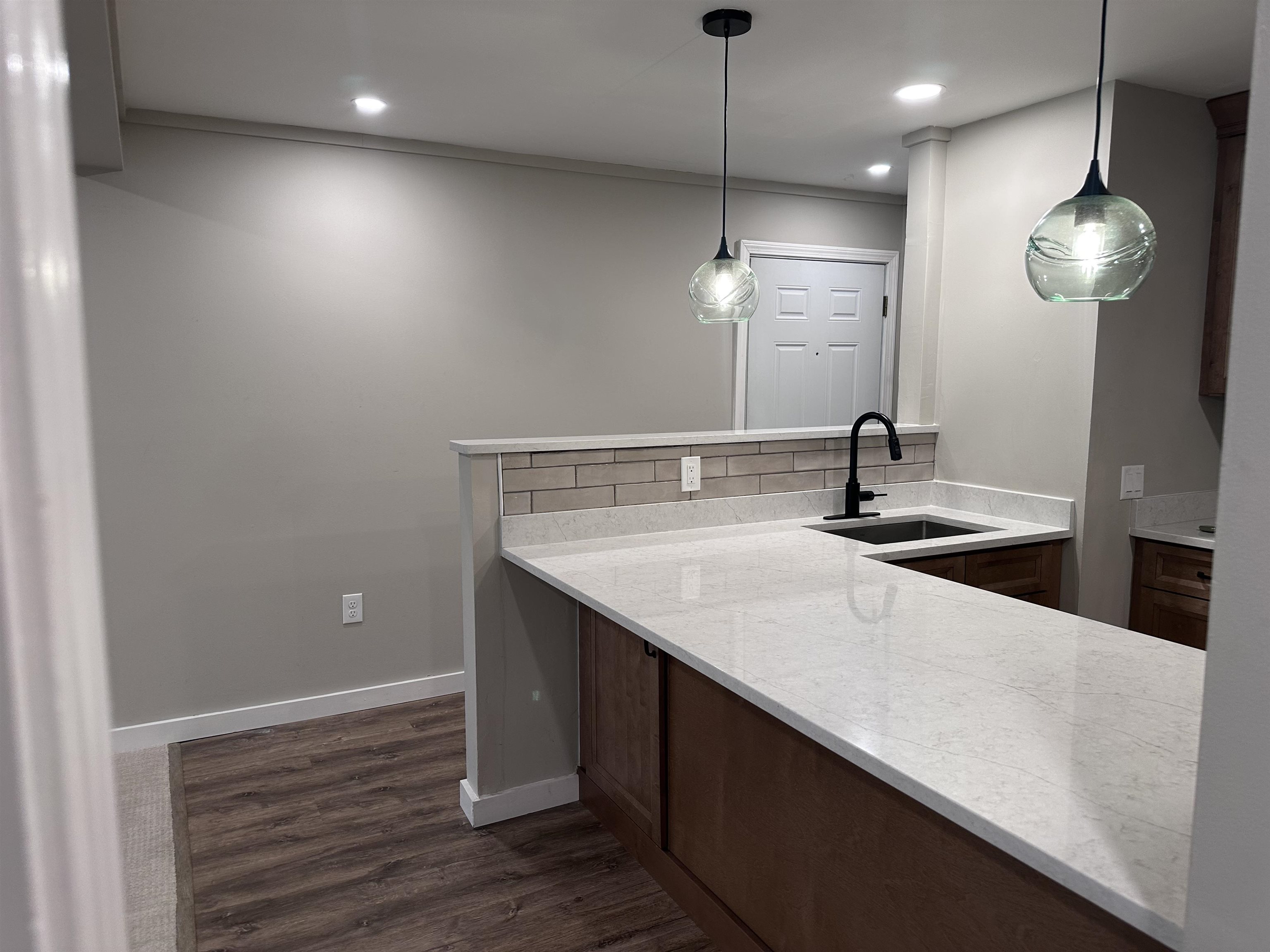 30 Wolf Road Unit: 612