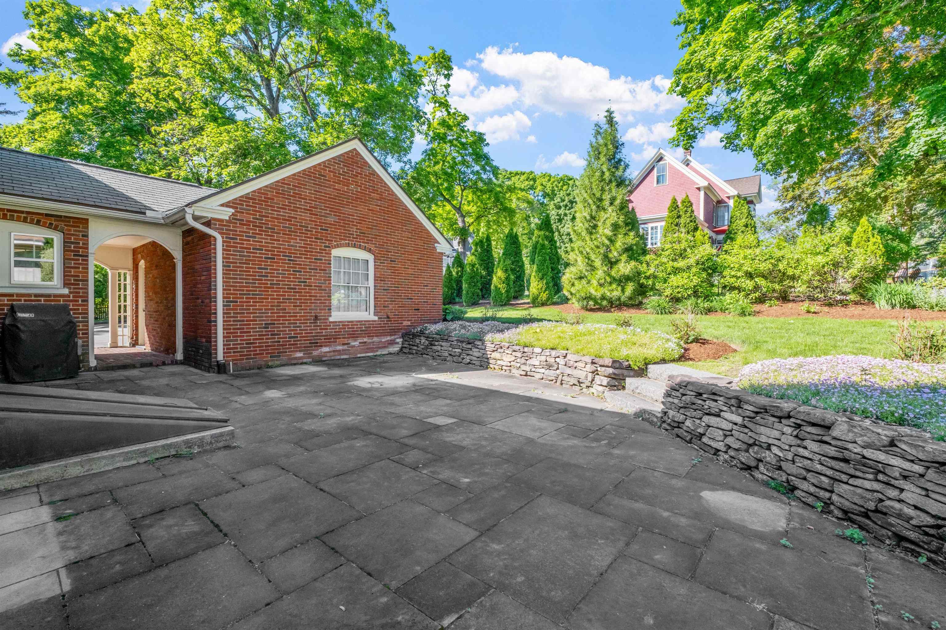 40 Ridge Road