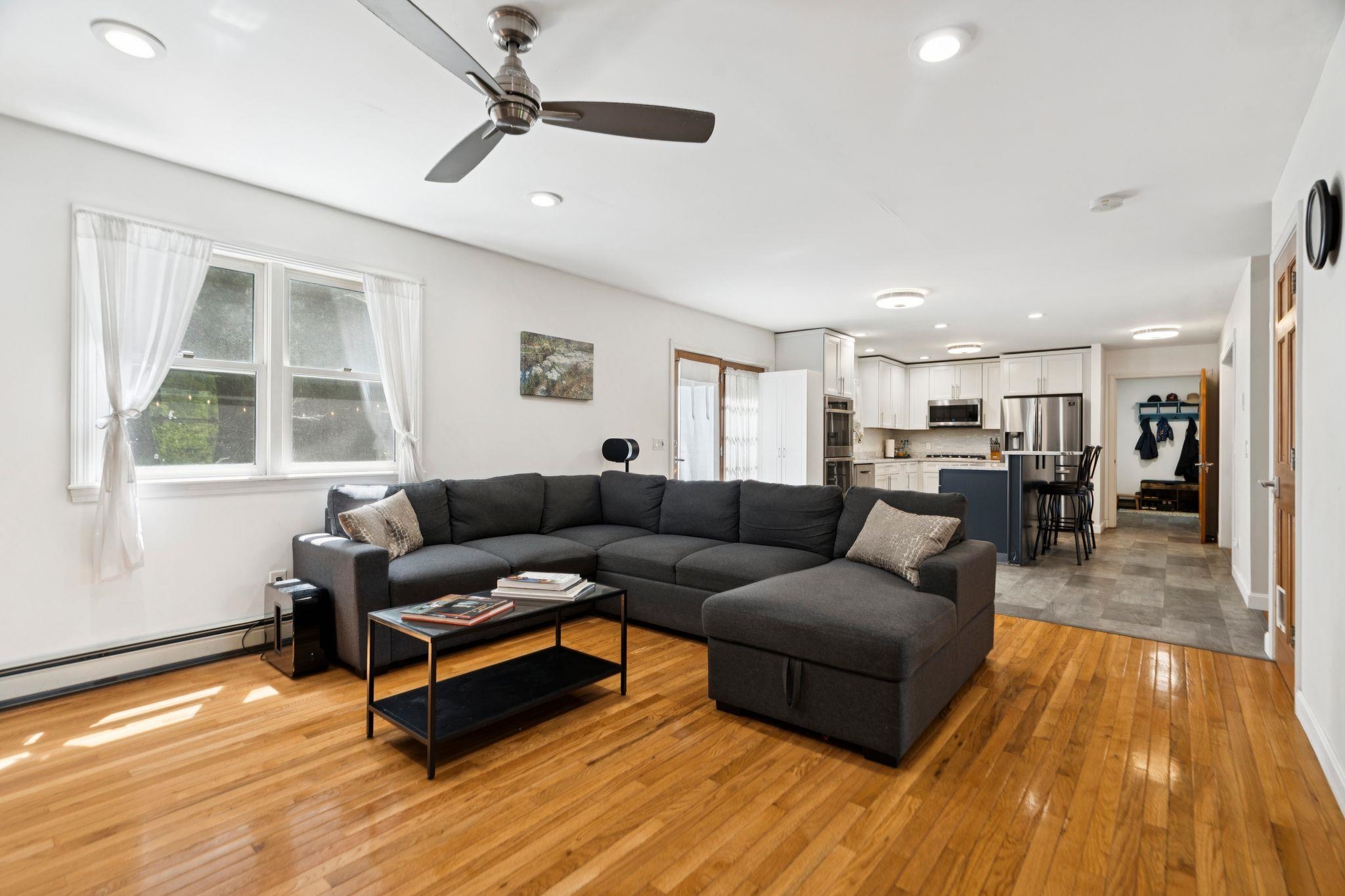 12 Wellington Circle