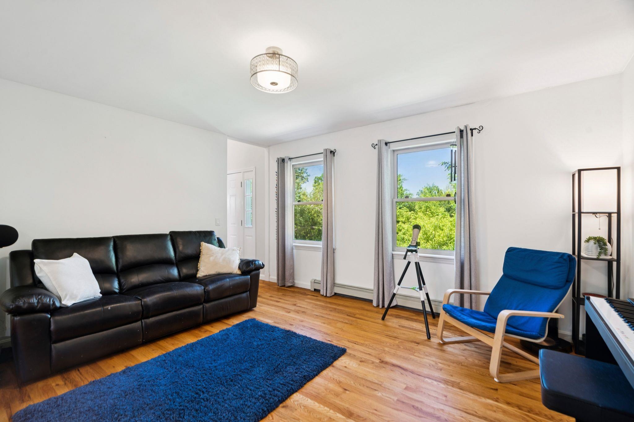 12 Wellington Circle
