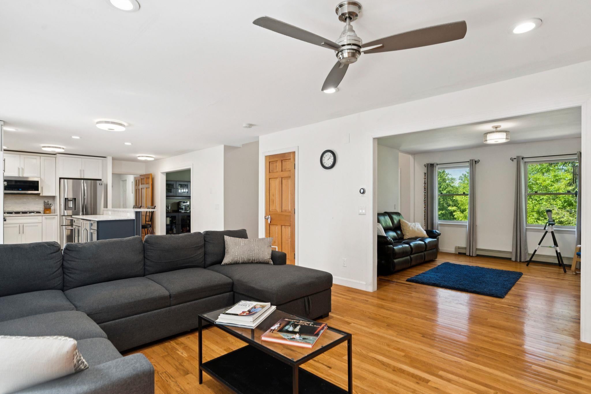 12 Wellington Circle