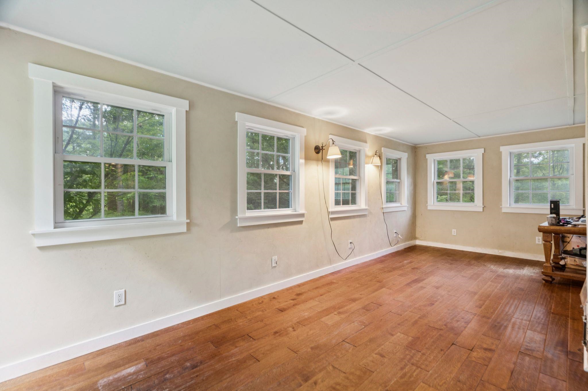 25 Pinneo Hill Road