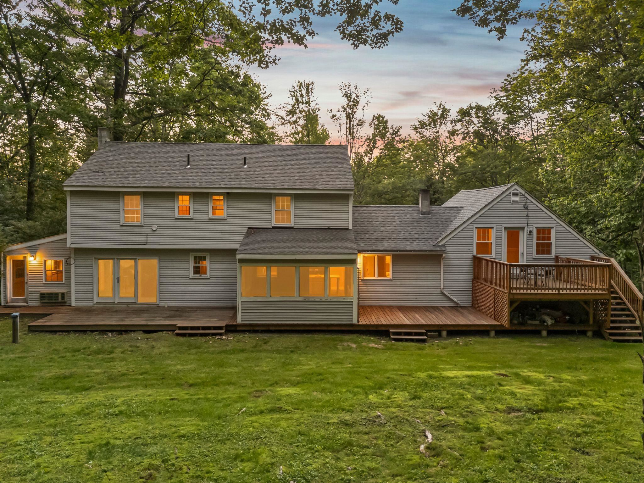 25 Pinneo Hill Road