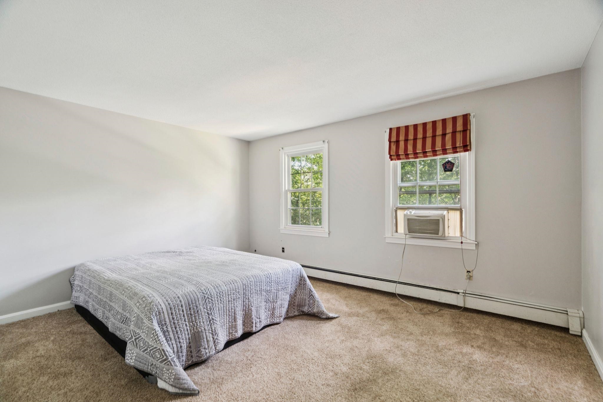 25 Pinneo Hill Road