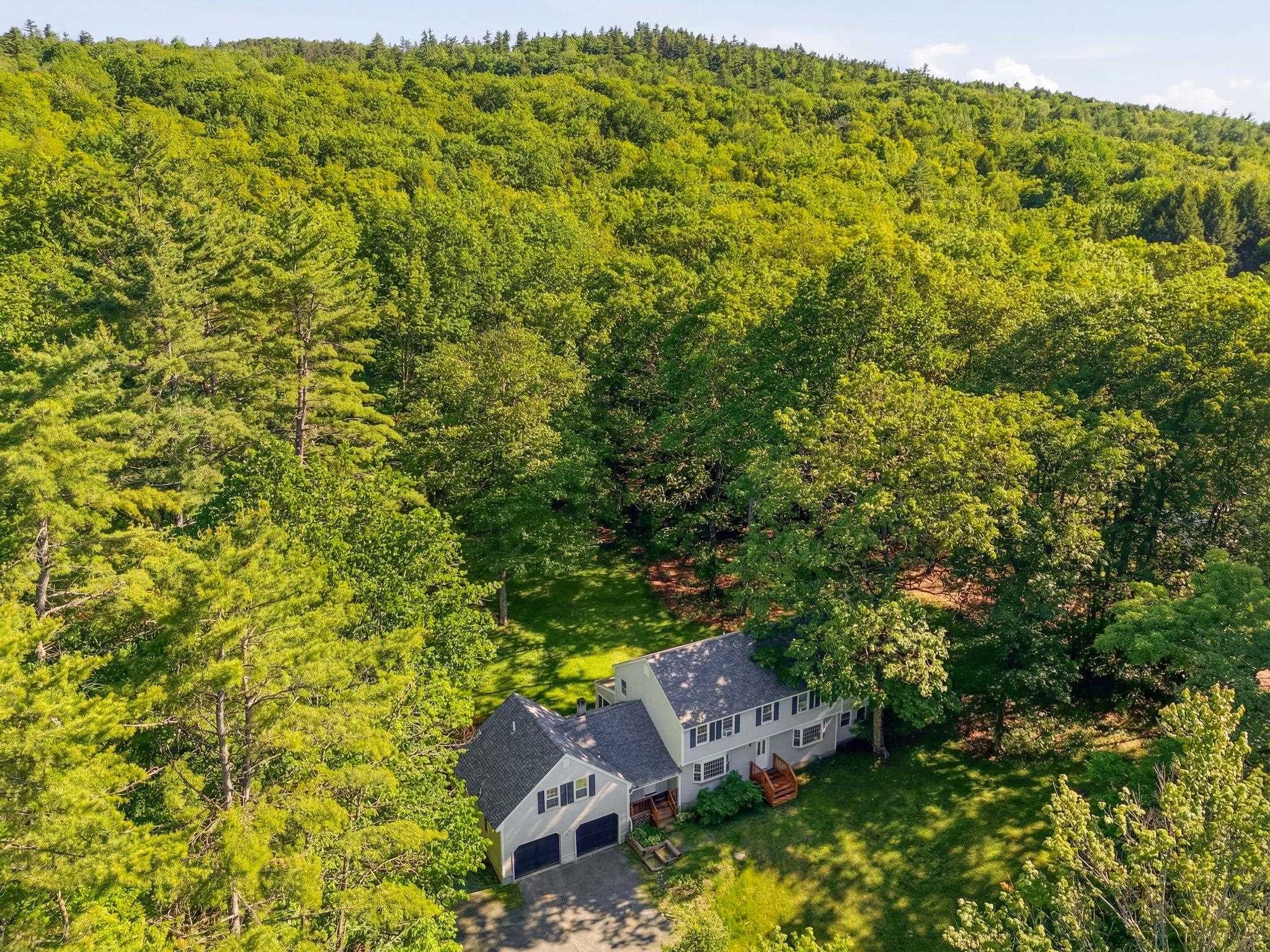 25 Pinneo Hill Road