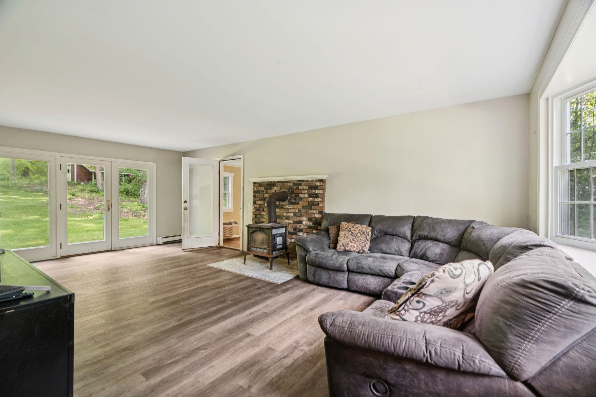 25 Pinneo Hill Road