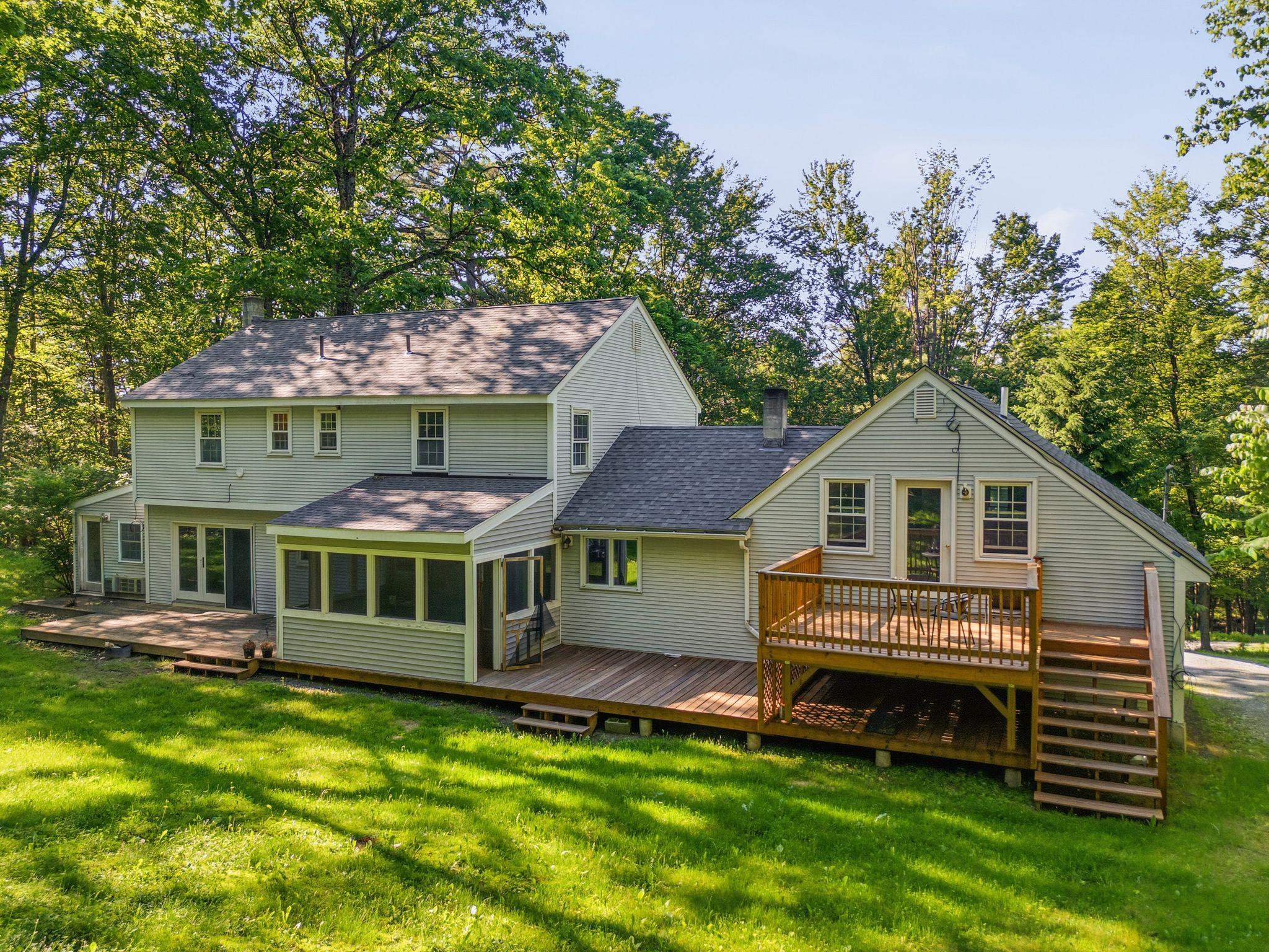 25 Pinneo Hill Road