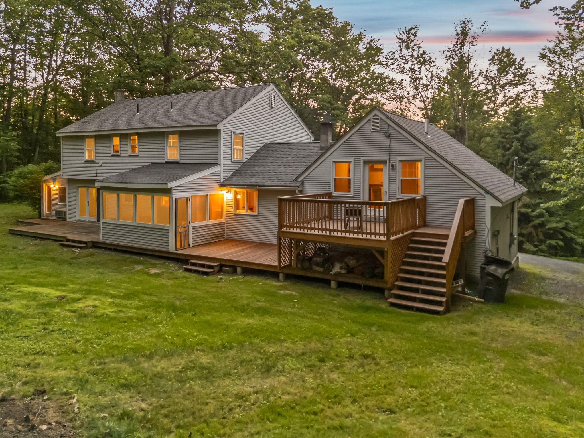 25 Pinneo Hill Road
