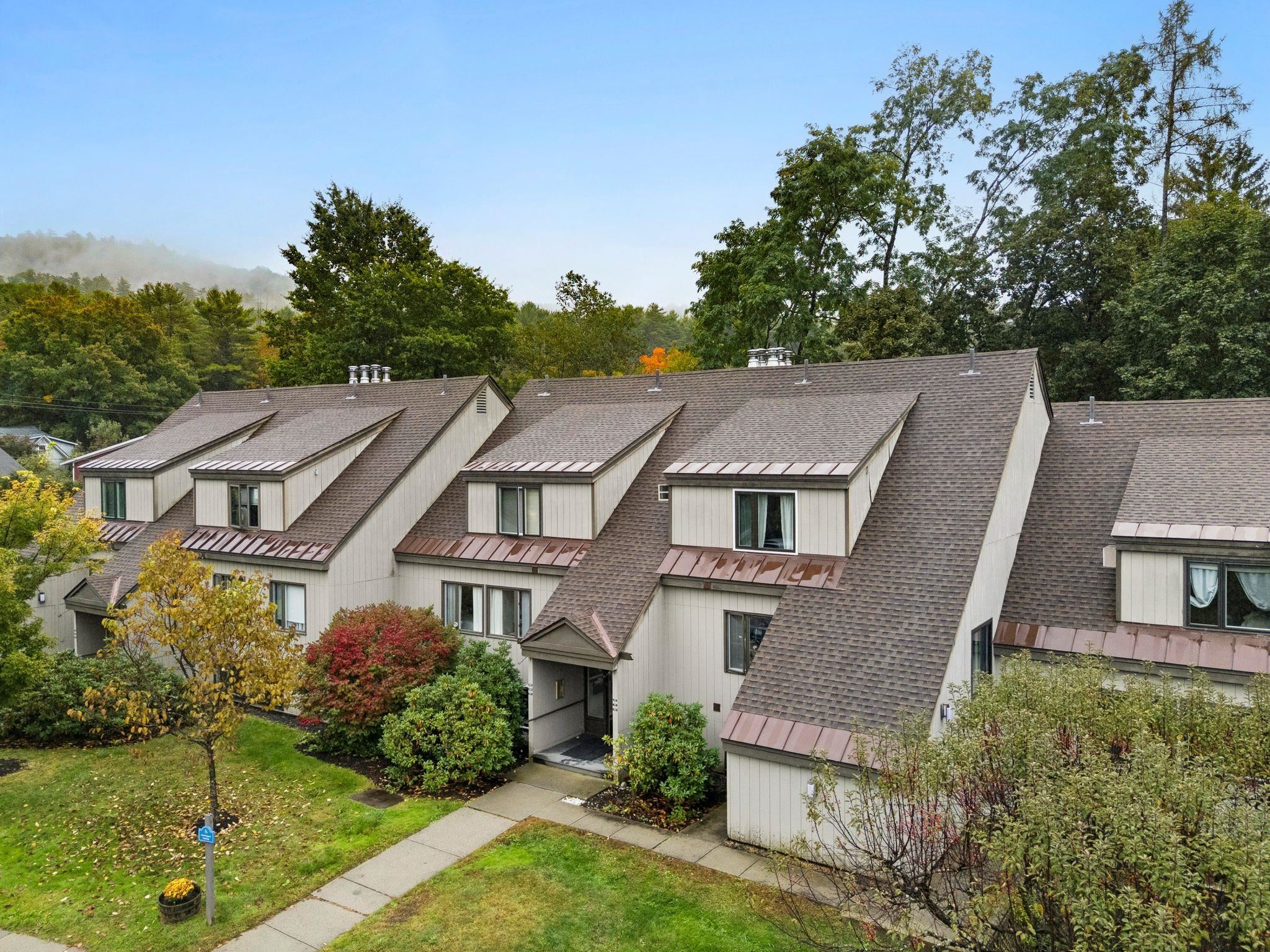 310 Brook Hollow Unit: 310