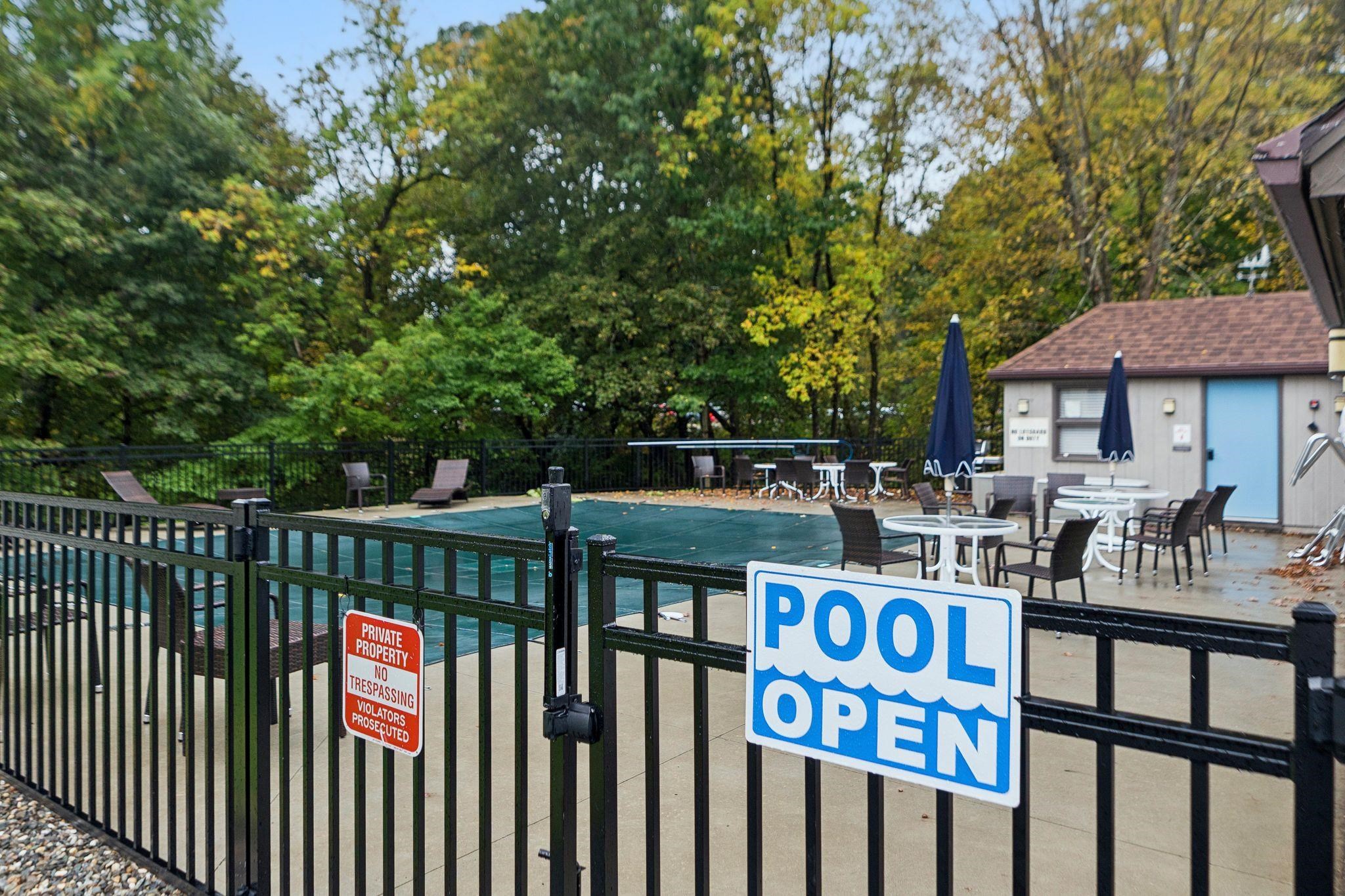 310 Brook Hollow Unit: 310