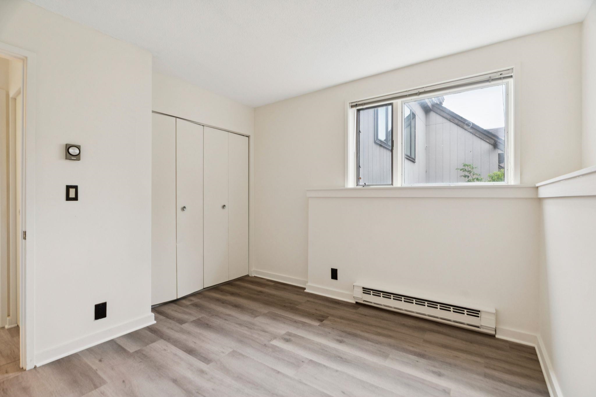 310 Brook Hollow Unit: 310