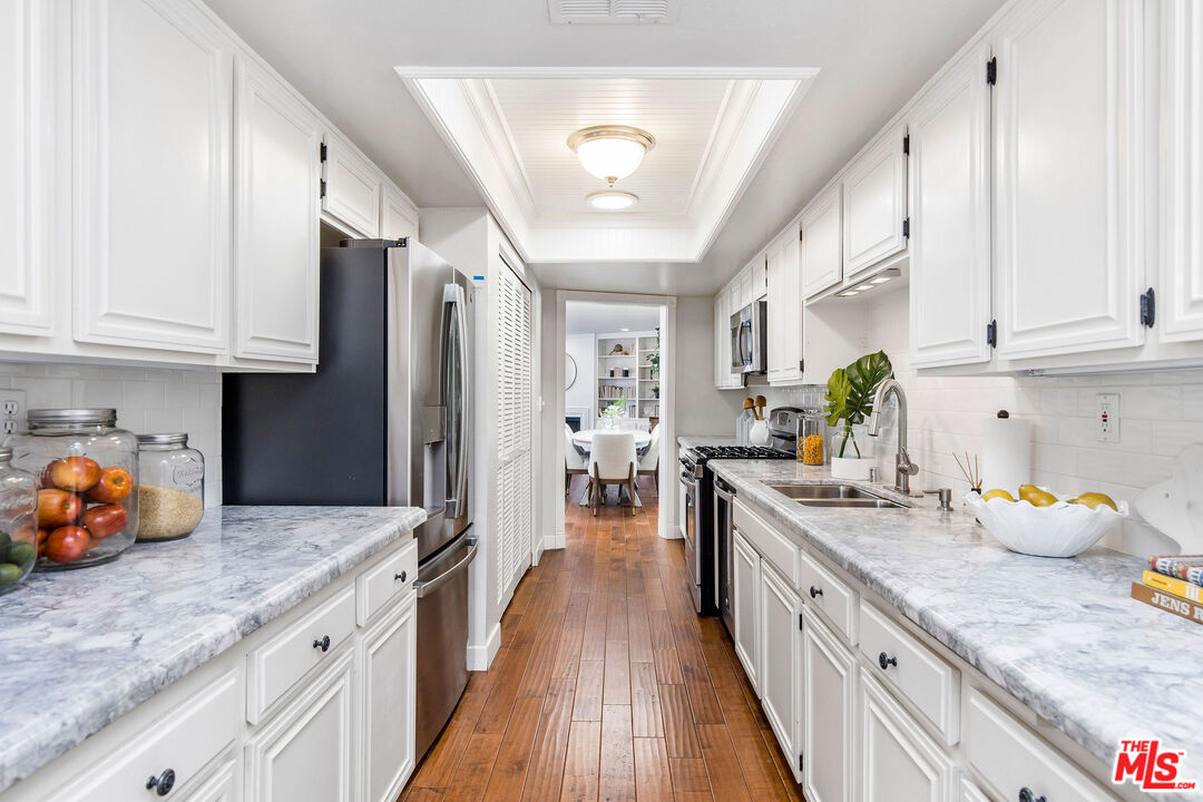 15480 Antioch St Unit: 304