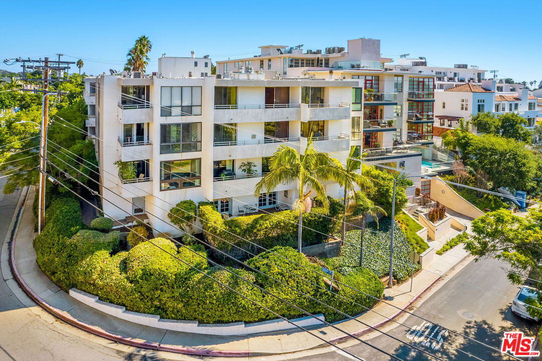 15480 Antioch St Unit: 304