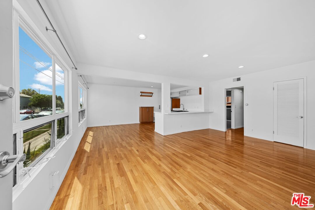 11901 Nebraska Ave Unit: 3