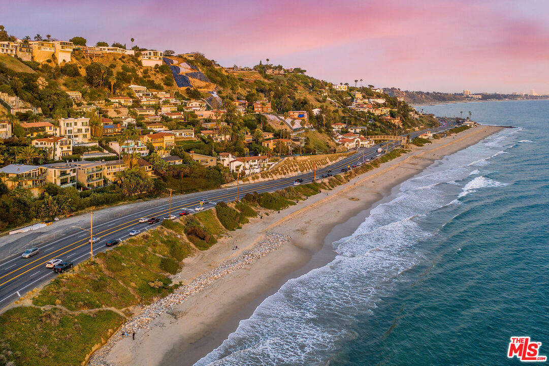 17810 Castellammare Dr