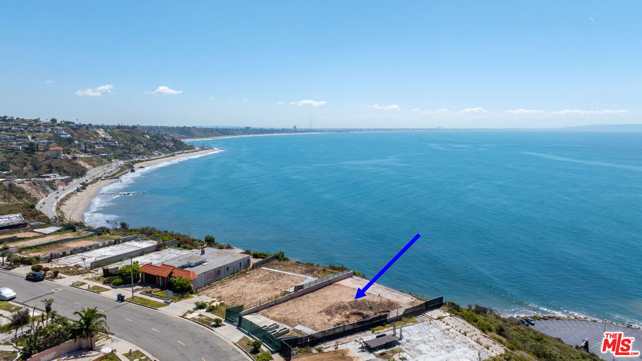 18434 Coastline Dr