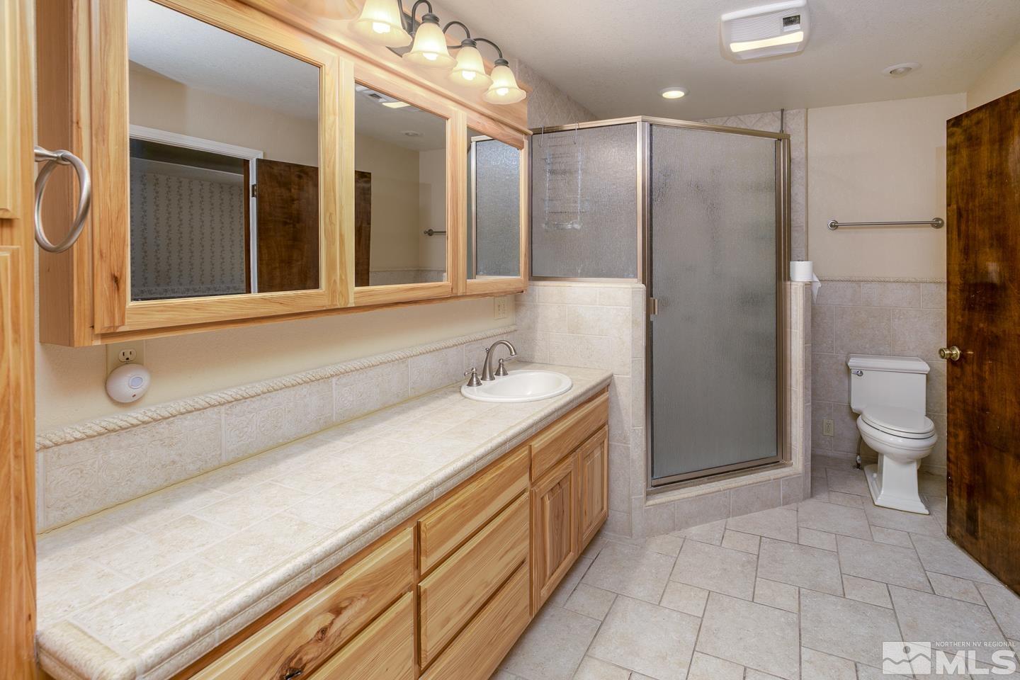 1129 Rice Road