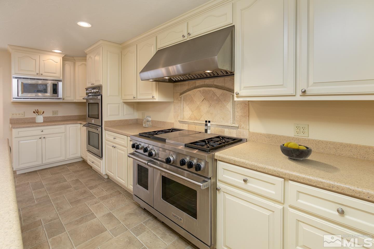 1129 Rice Road