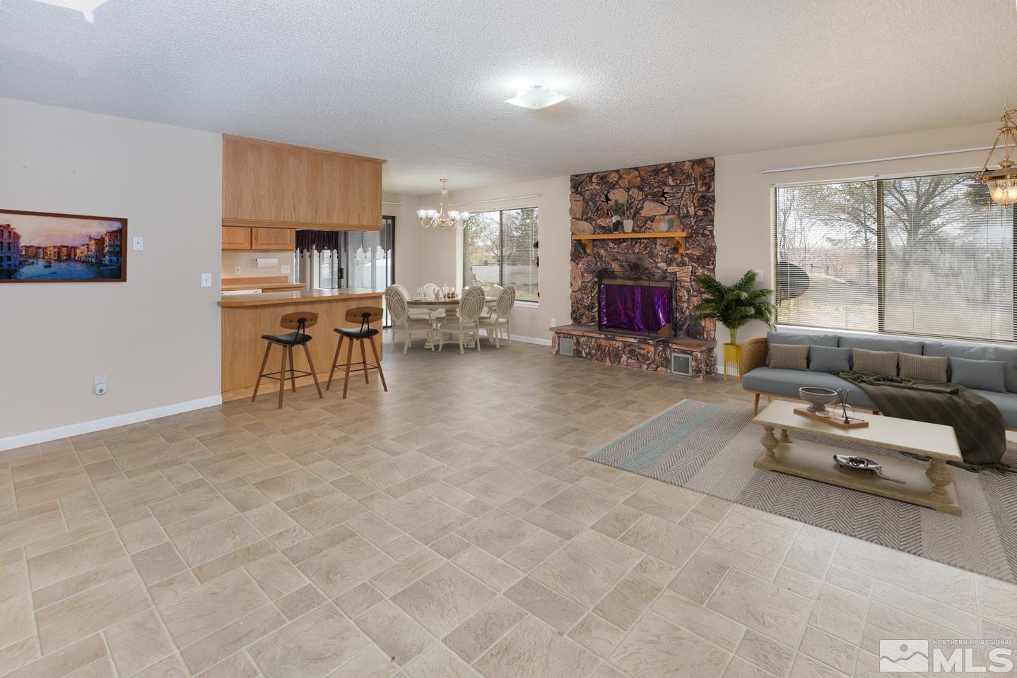1129 Rice Road