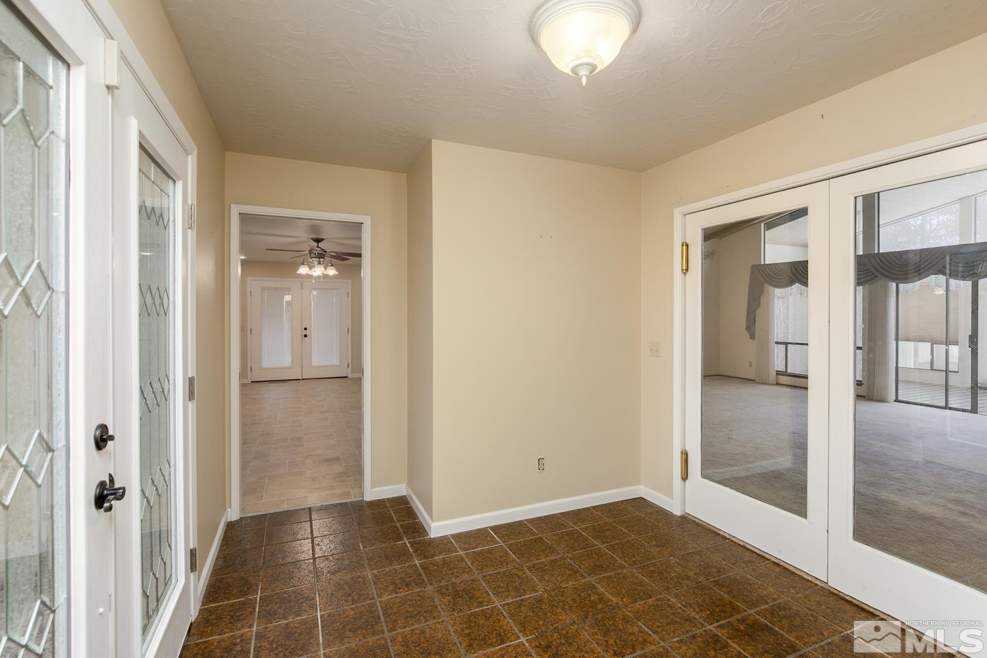 1129 Rice Road
