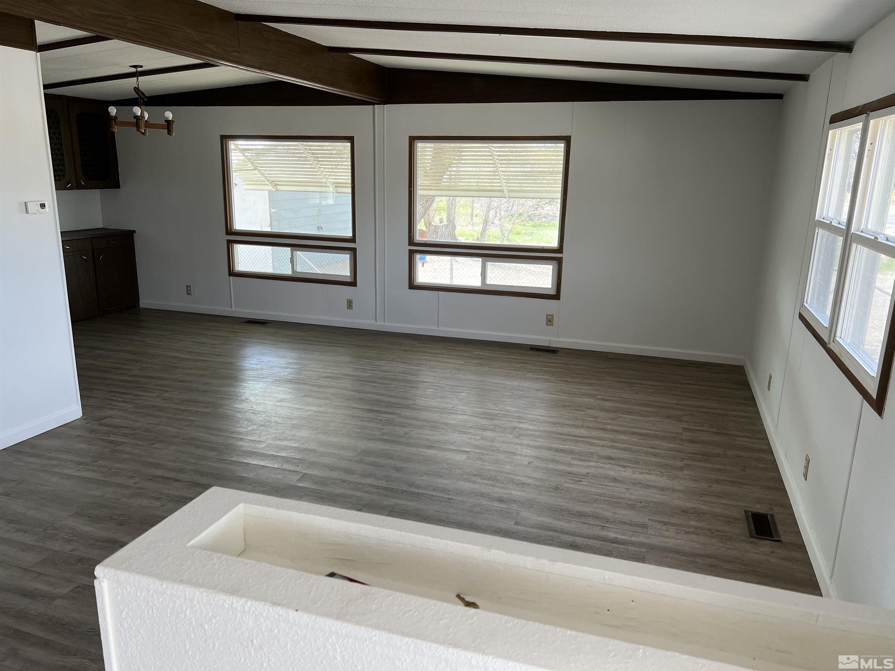 1495 Rice Road