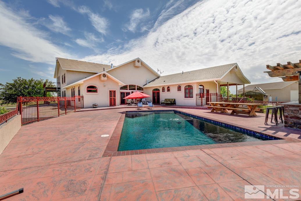 3376 Weaver Road