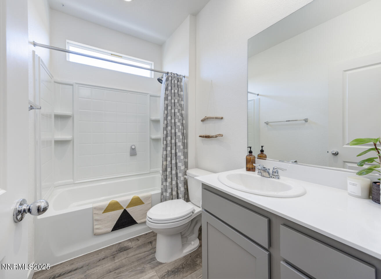 1170 Alder Drive