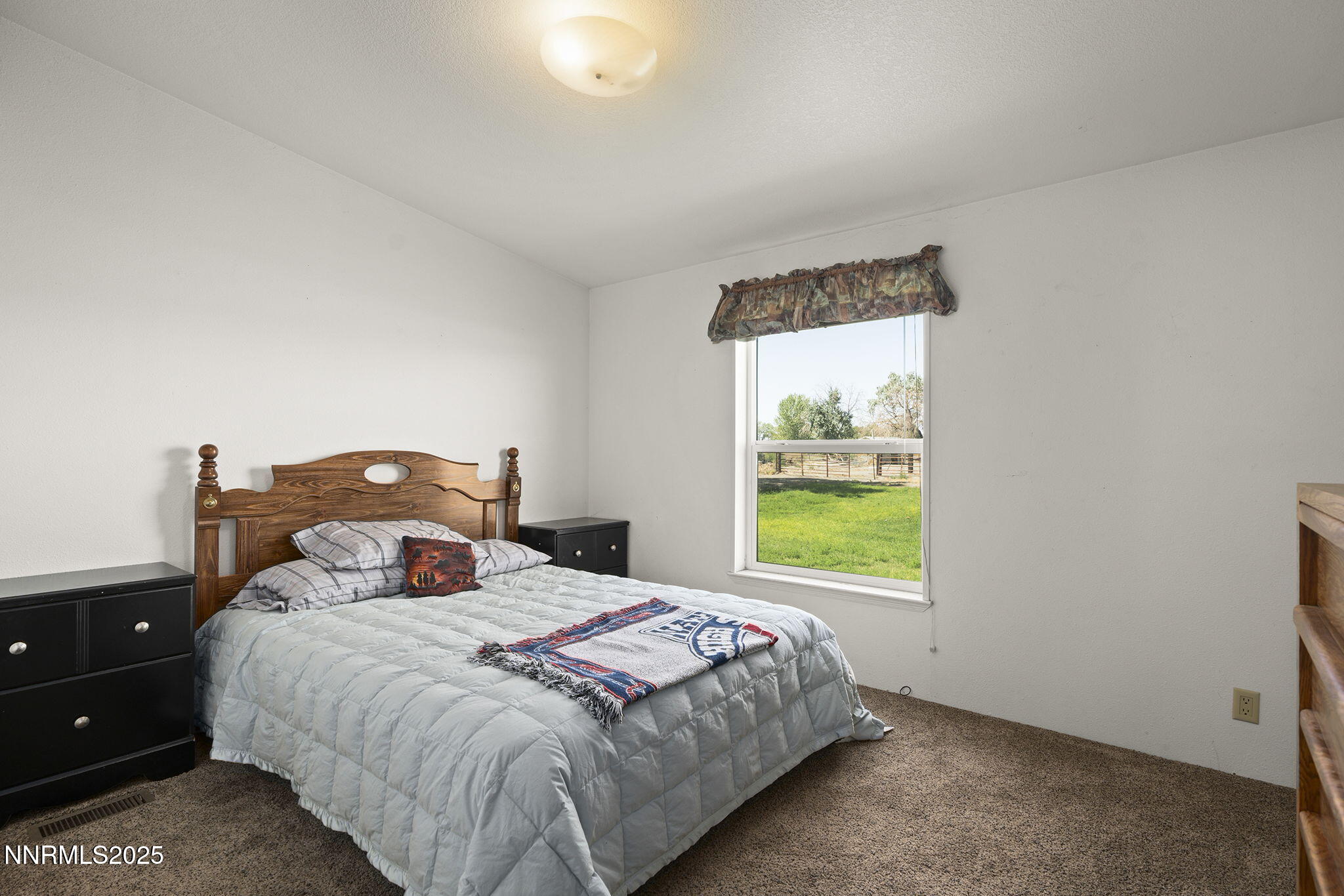 3880 Edwards Lane