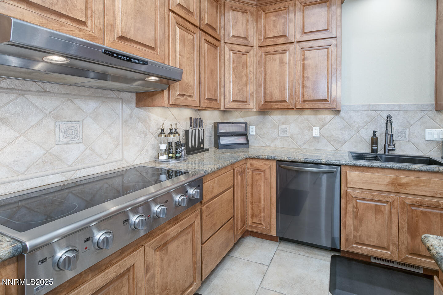 1135 Whitehawk Drive