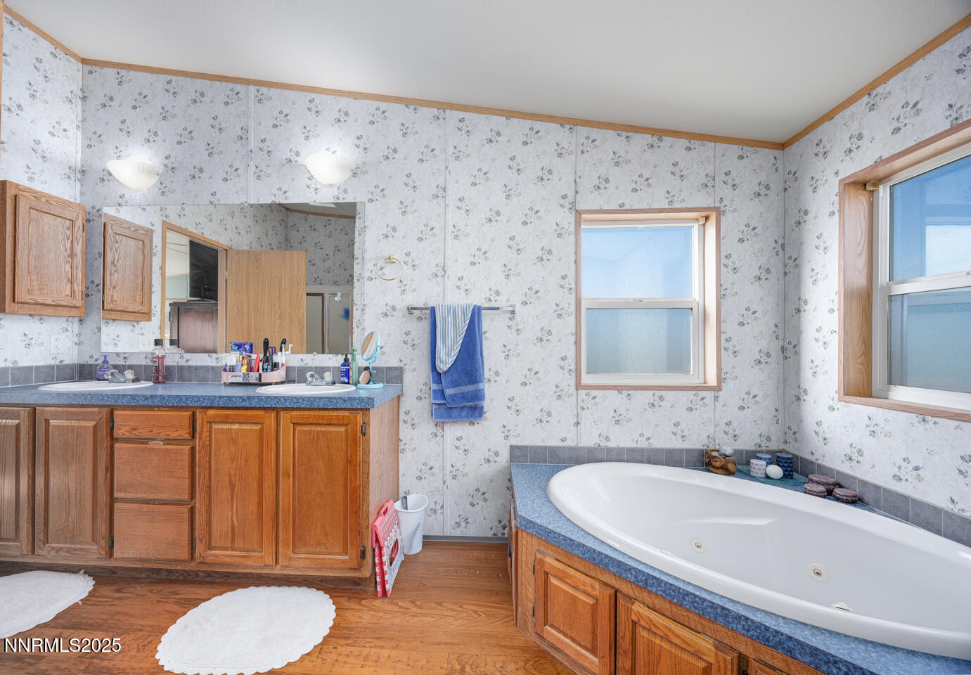 3717 Hillsboro Boulevard